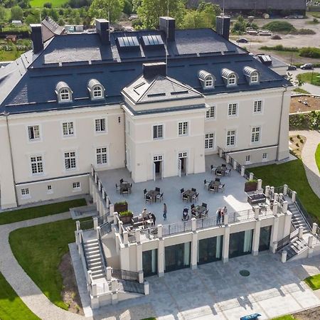 Palac Komierowo Sepolno Krajenskie Экстерьер фото